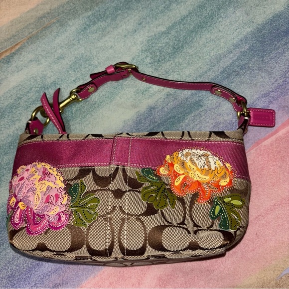 COACH Flower Applique Pink Tote Bag & purse & wallet matching set - Picture 10 of 16